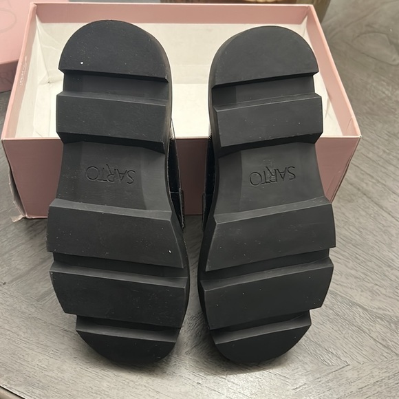 Franco Sarto Ream Loafers - Picture 4 of 8